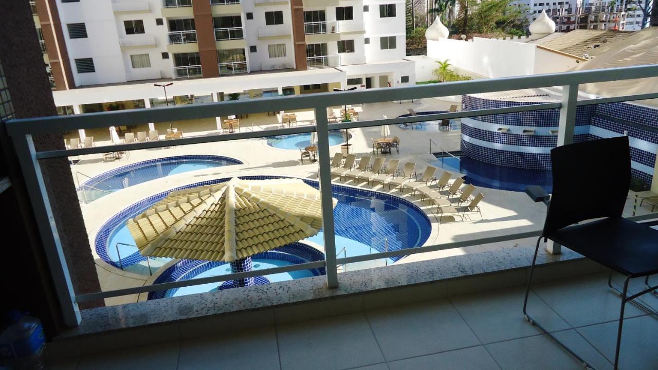 Aparthotel Condominio Casa Da Madeira Centro Caldas Novas